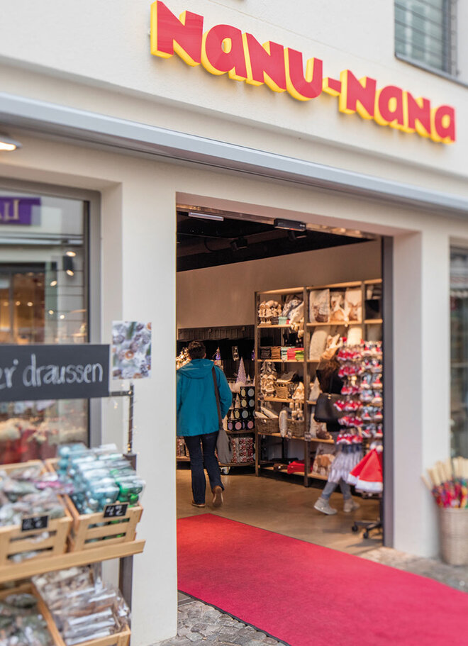 Eingangsbereich eines Nanu Nana Geschäfts